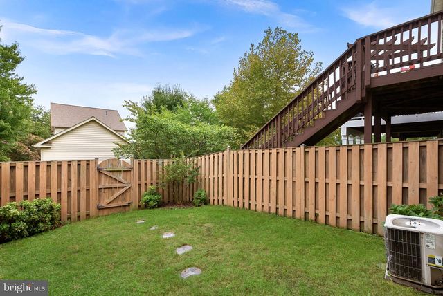 42525 MAGELLAN SQ, Brambleton, VA 20148