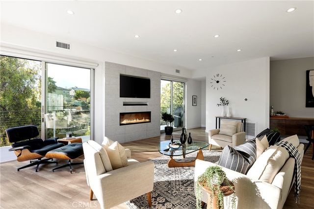 234 W Avenida San Antonio, San Clemente, CA 92672