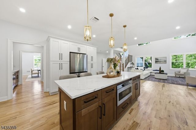 21 Kuntz Ave, Berkeley Heights Twp., NJ 07922