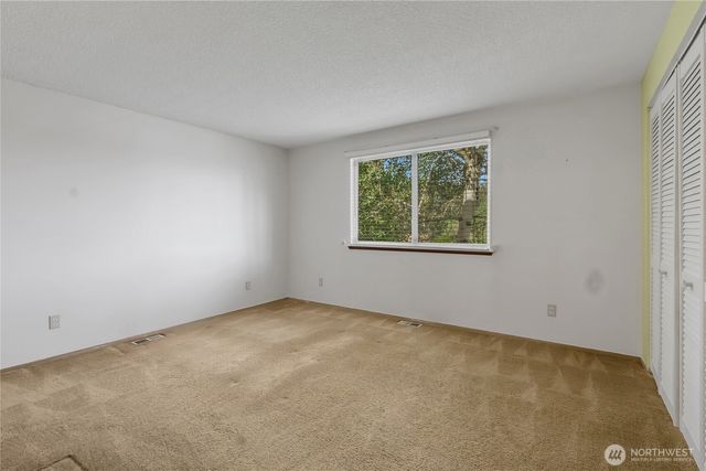 2704 24th Avenue Ct SE, Puyallup, WA 98374