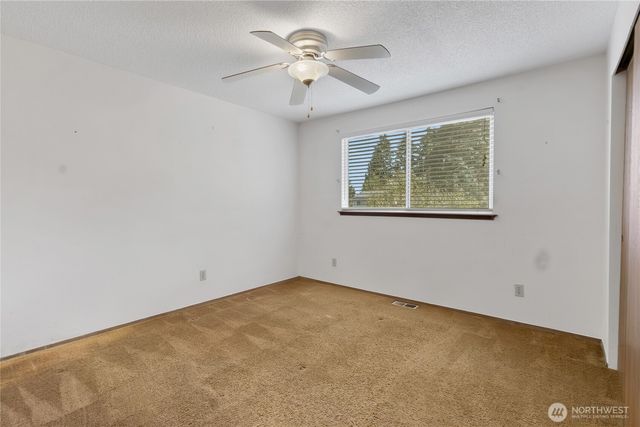 2704 24th Avenue Ct SE, Puyallup, WA 98374