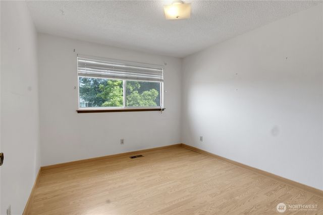 2704 24th Avenue Ct SE, Puyallup, WA 98374
