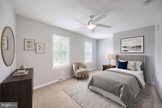 19 REBECCA LN, York, PA 17403