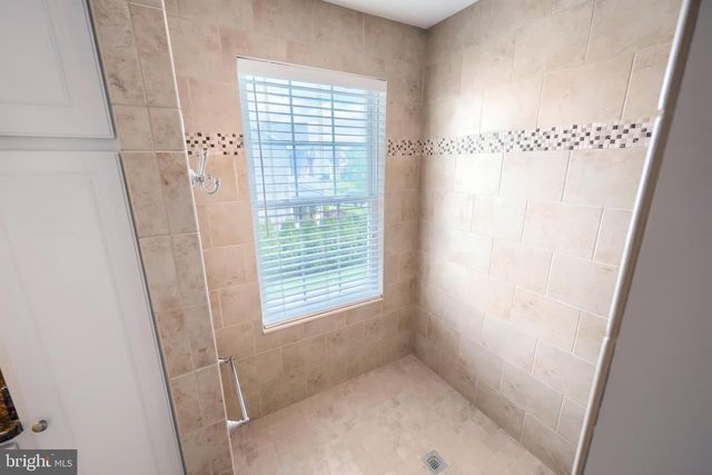 19 REBECCA LN, York, PA 17403