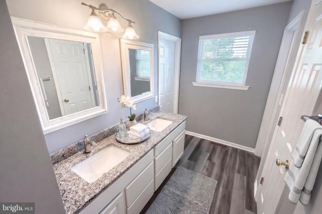 19 REBECCA LN, York, PA 17403