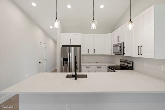 4518-4520 SW 8th CT, Cape Coral, FL 33914