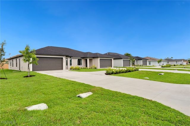 4518-4520 SW 8th CT, Cape Coral, FL 33914