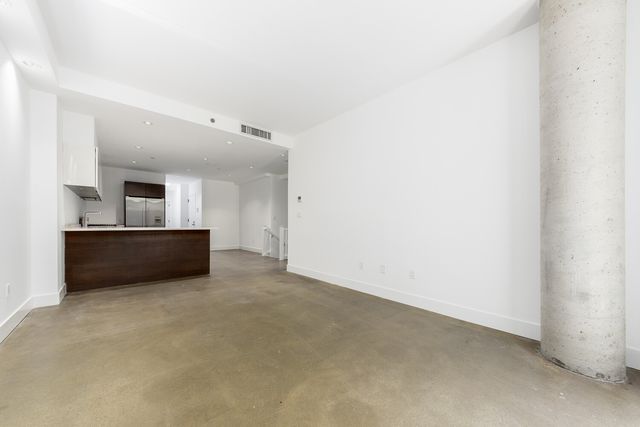 427 E 12th St Apt 1A, New York City, NY 10009