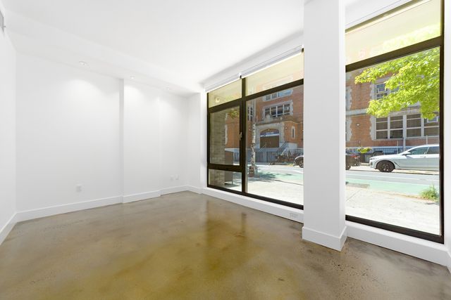 427 E 12th St Apt 1A, New York City, NY 10009