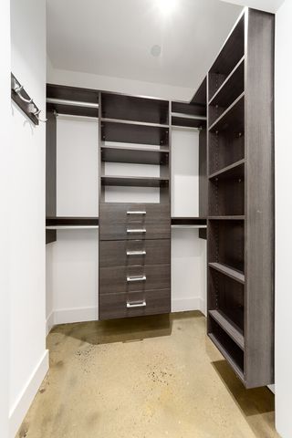 427 E 12th St Apt 1A, New York City, NY 10009