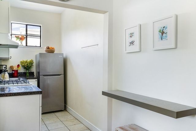 15 Ellery St 11, Cambridge, MA 02138