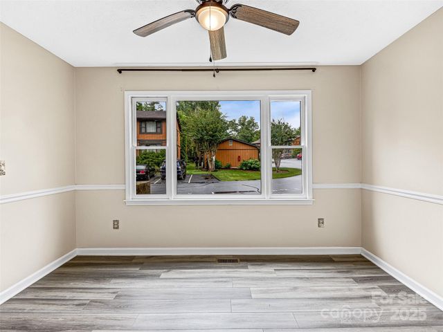 1745 Haywood Manor Road A, Hendersonville, NC 28791
