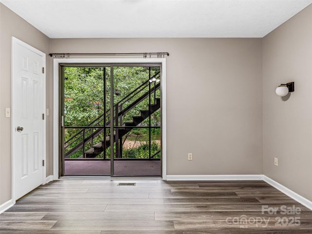 1745 Haywood Manor Road A, Hendersonville, NC 28791