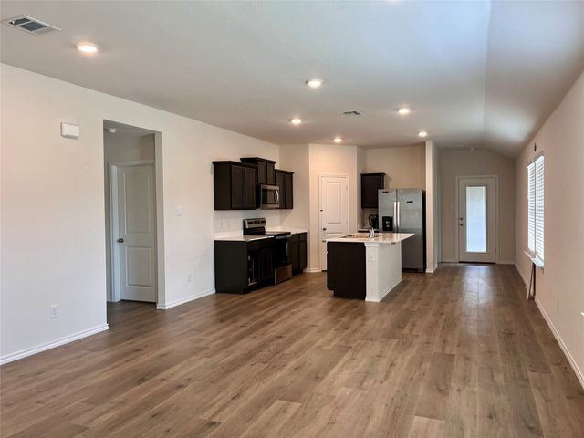 1302 Draper Lane, Forney, TX 75126
