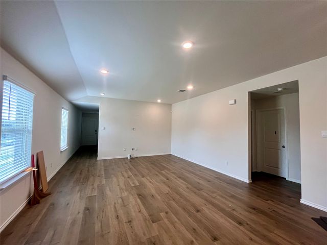 1302 Draper Lane, Forney, TX 75126