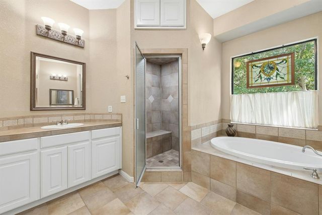6604 Liveoak Drive, Austin, TX 78746