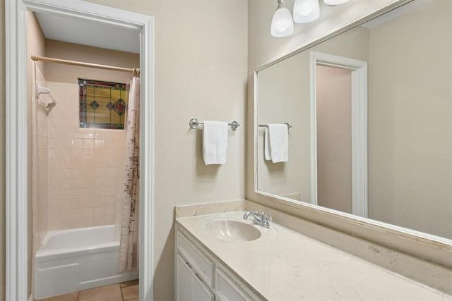 6604 Liveoak Drive, Austin, TX 78746