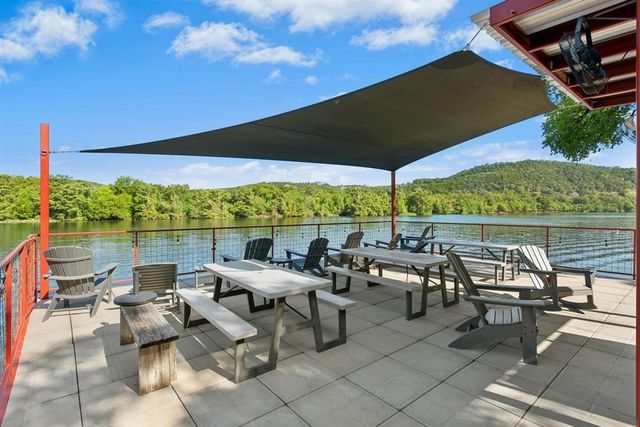 6604 Liveoak Drive, Austin, TX 78746