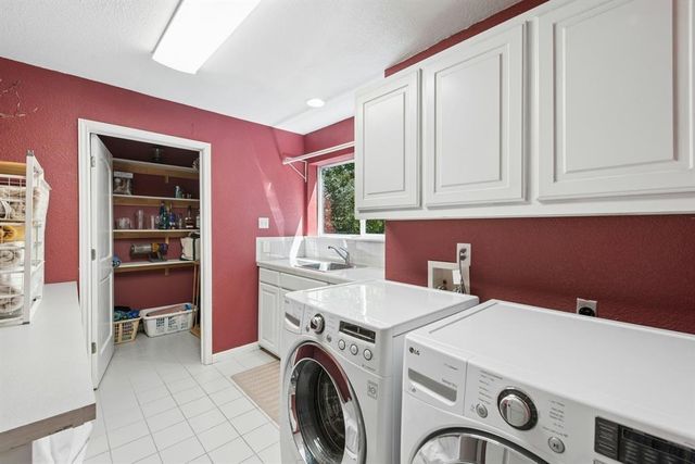 6604 Liveoak Drive, Austin, TX 78746