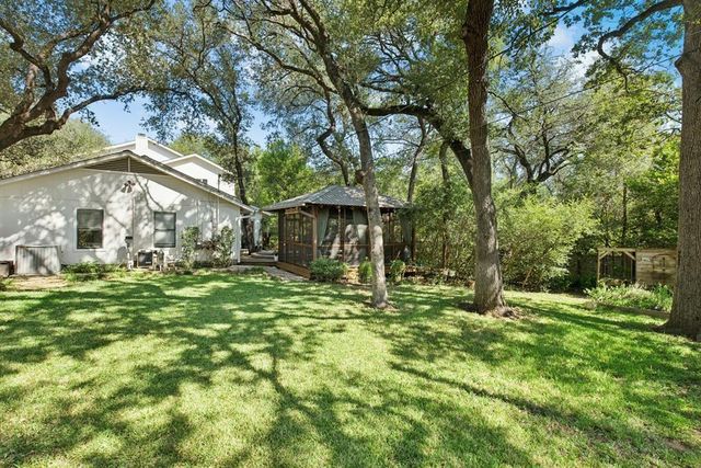 6604 Liveoak Drive, Austin, TX 78746