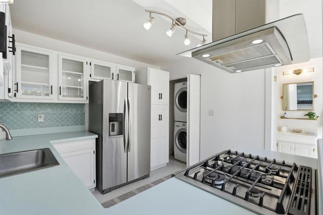 2805 Florida Ave, Richmond, CA 94804