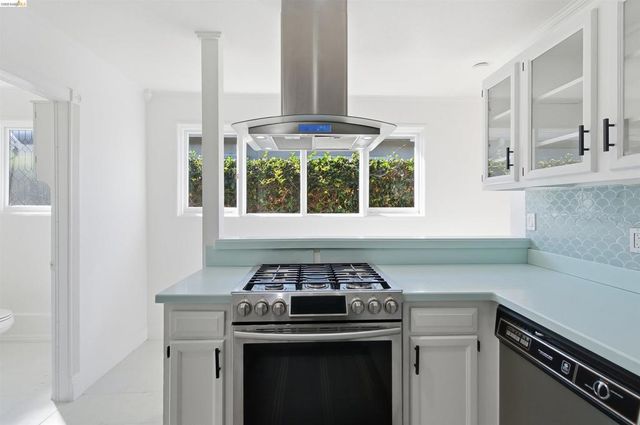 2805 Florida Ave, Richmond, CA 94804