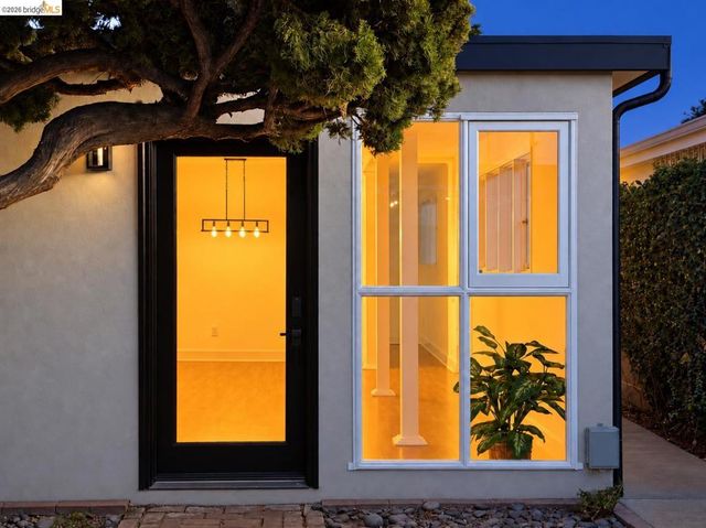 2805 Florida Ave, Richmond, CA 94804