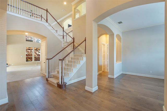 1838 Crowbridge Drive, Frisco, TX 75033