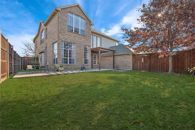 1838 Crowbridge Drive, Frisco, TX 75033