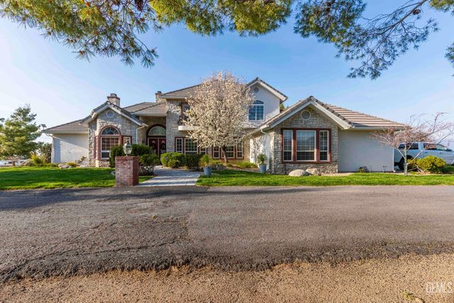 30360 Hart Oaks Drive, Keene, CA 93531