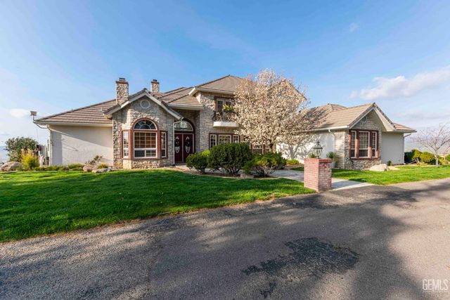 30360 Hart Oaks Drive, Keene, CA 93531