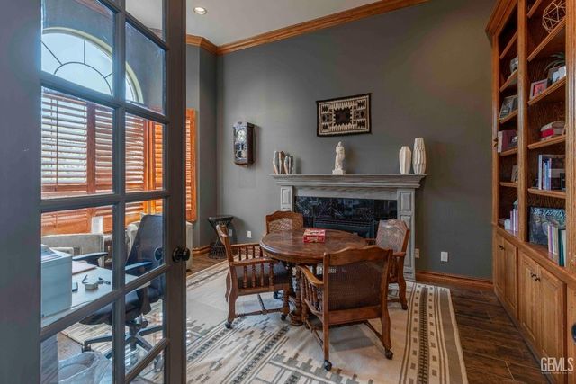 30360 Hart Oaks Drive, Keene, CA 93531