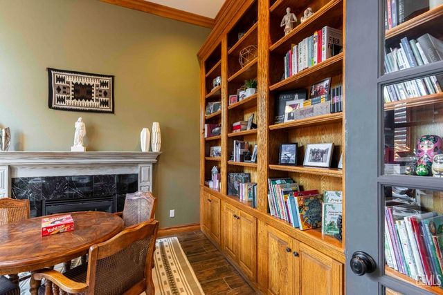 30360 Hart Oaks Drive, Keene, CA 93531