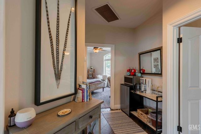 30360 Hart Oaks Drive, Keene, CA 93531