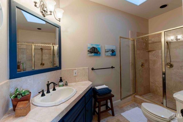 30360 Hart Oaks Drive, Keene, CA 93531