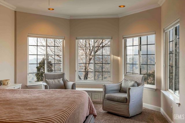 30360 Hart Oaks Drive, Keene, CA 93531