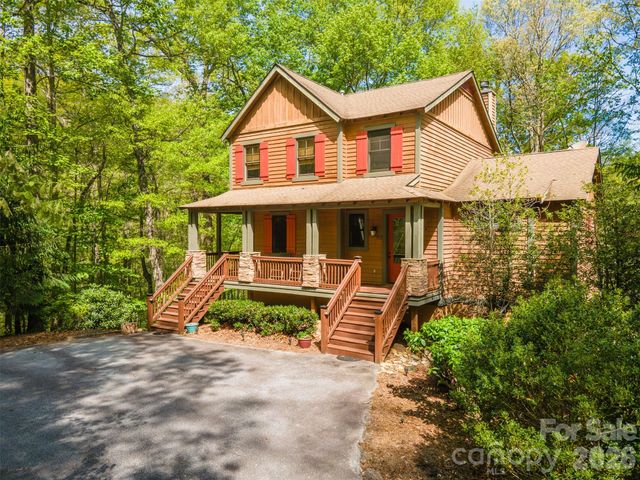 83 Allspice Court, Tuckasegee, NC 28783