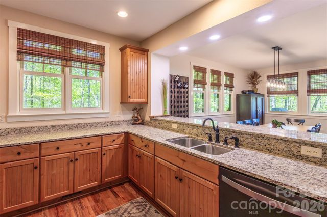 83 Allspice Court, Tuckasegee, NC 28783
