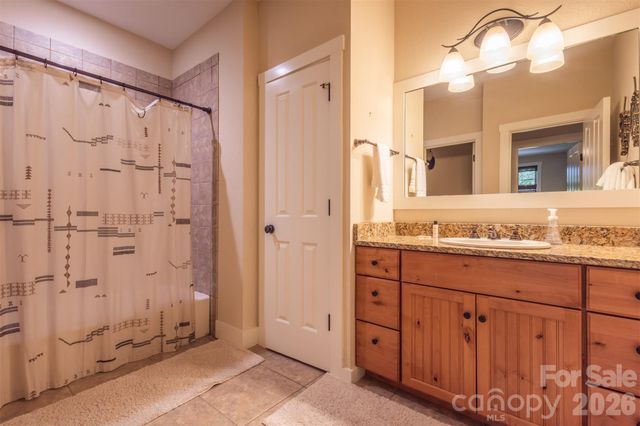83 Allspice Court, Tuckasegee, NC 28783