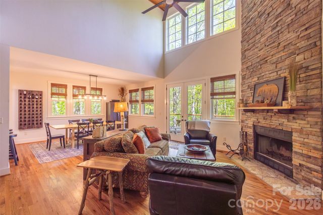 83 Allspice Court, Tuckasegee, NC 28783