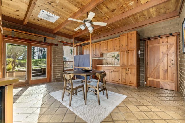 20990 Tiger Tail Rd, Grass Valley, CA 95949