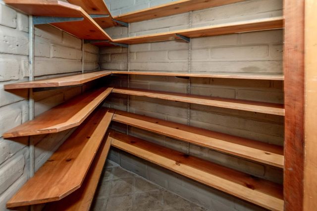 20990 Tiger Tail Rd, Grass Valley, CA 95949