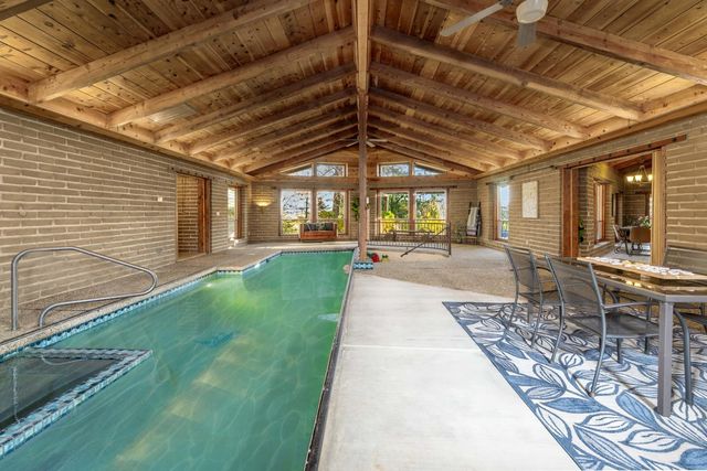 20990 Tiger Tail Rd, Grass Valley, CA 95949