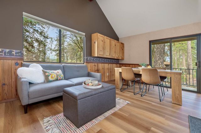 20990 Tiger Tail Rd, Grass Valley, CA 95949