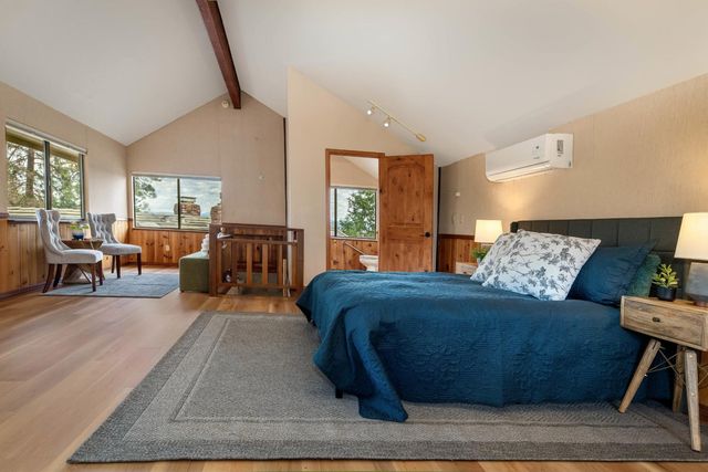 20990 Tiger Tail Rd, Grass Valley, CA 95949