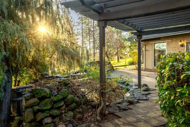 20990 Tiger Tail Rd, Grass Valley, CA 95949