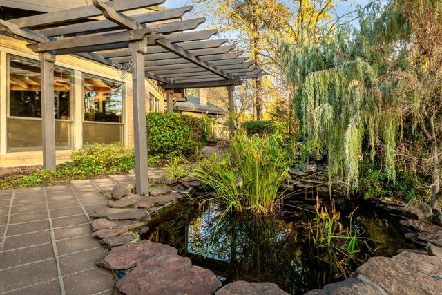 20990 Tiger Tail Rd, Grass Valley, CA 95949