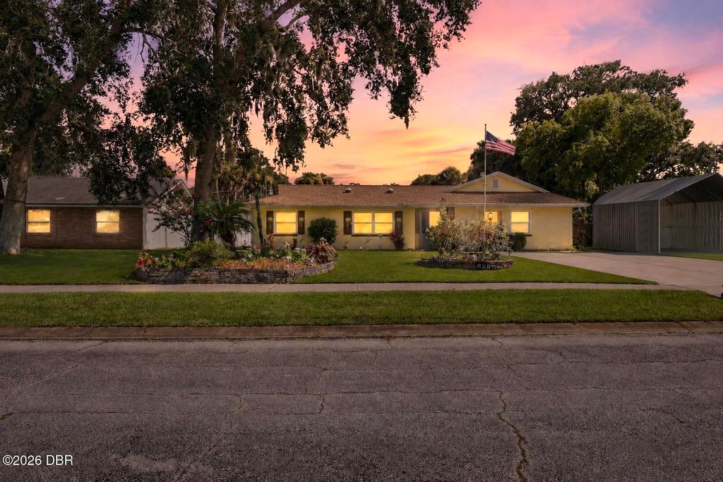 629 Hamlet Drive, Port Orange, FL 32127