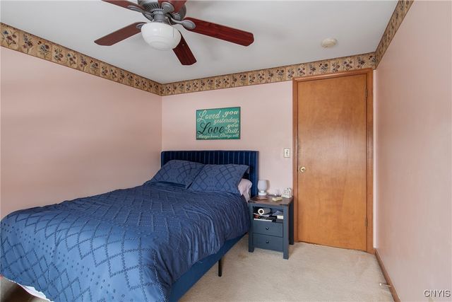 203 Chestnut Hill Drive, Salina, NY 13088