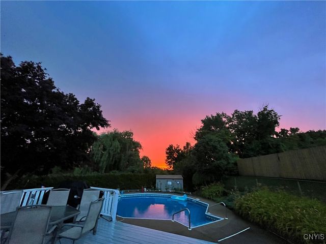 203 Chestnut Hill Drive, Salina, NY 13088